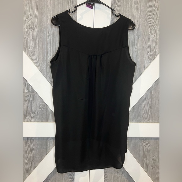 B4.41 LIKE NEW Chelsea & Theodore Crossover Shell M - Picture 4 of 6